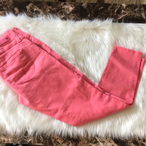 Wanna Betta Butt? YMI pants - Picture 3 of 8